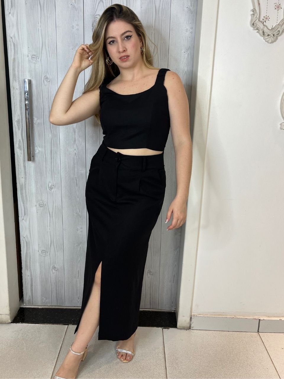 Saia Mídi Linho Fenda Frente Look Belle