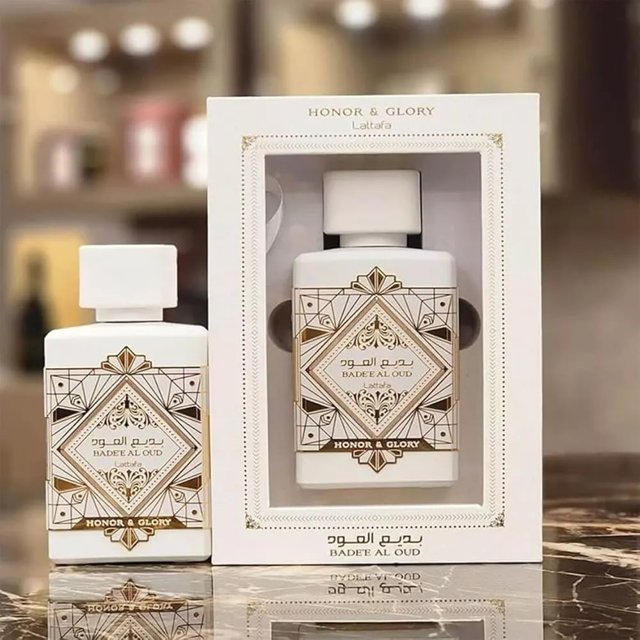 Bade'e Al Oud Honor & Glory frasco