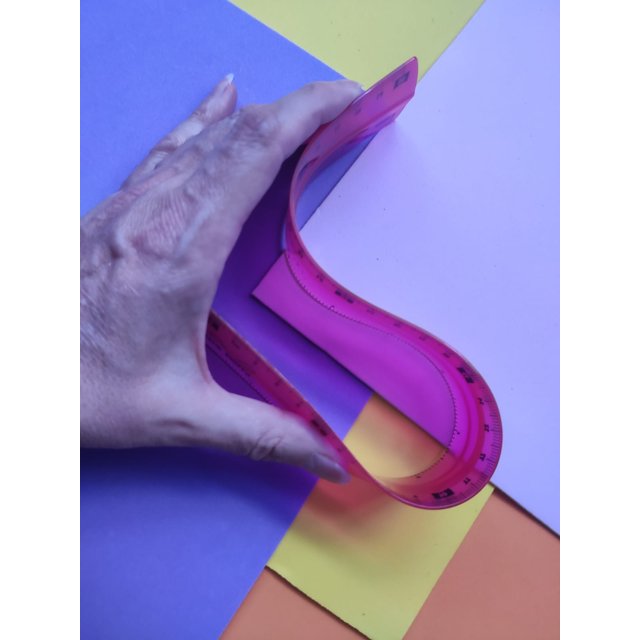 Flppy Ruler Régua flexível Floppy - TRIS | Cris Artes - Papelaria Criativa