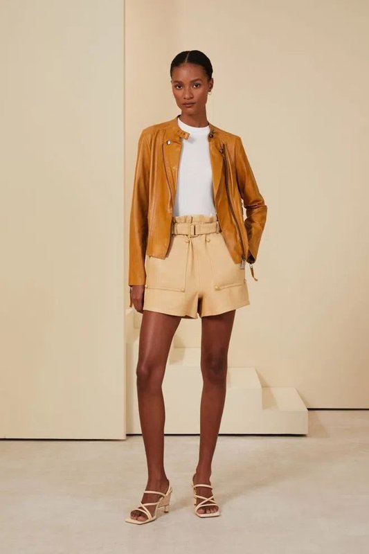 Jaqueta de Couro Motor Caramelo Animale Kadô Boutique