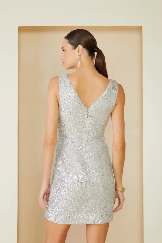 Vestido Curto Decote V Paete Agilita Kadô Boutique Fabulous