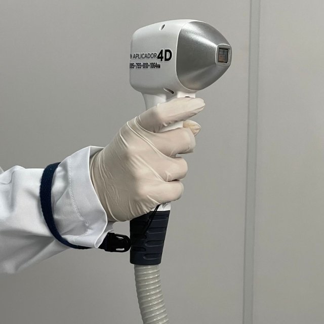 Hakon Medical San - Equipamento de Laser para Epilação Premium 4D