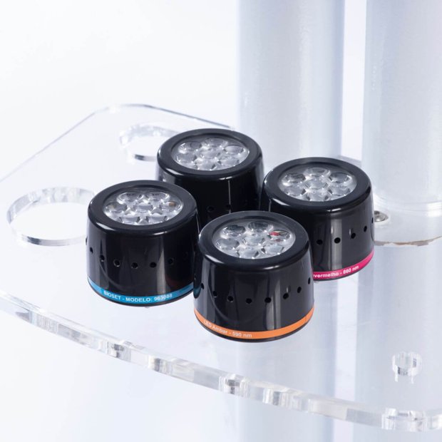 maxiflash-led-handpiece-aplicador-leds-maxflash-estetica-azul-ambar-vermelho-infravermelho-rejuvenescimento-equipamento-aparelho-bioset-plataforma-ipl-luz-pulsada-4