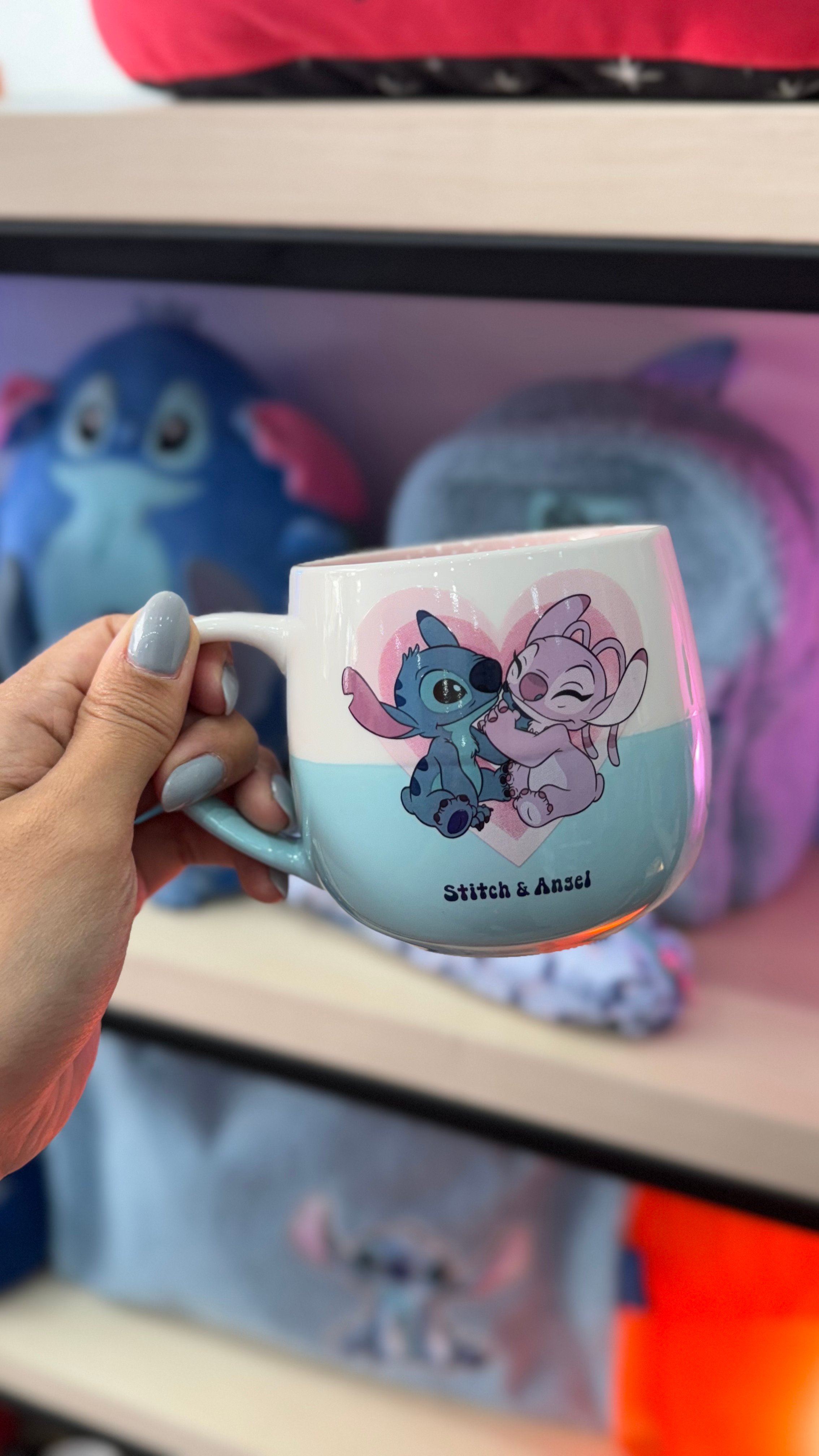 CANECA STITCH NAMORADOS 400ML - ZONA CRIATIVA