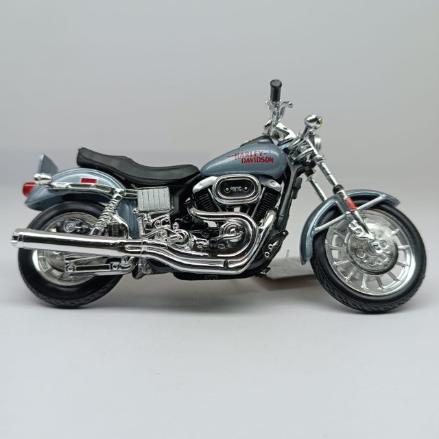 Harley Davidson 1977 FXS Low Rider | Soh Miniaturas