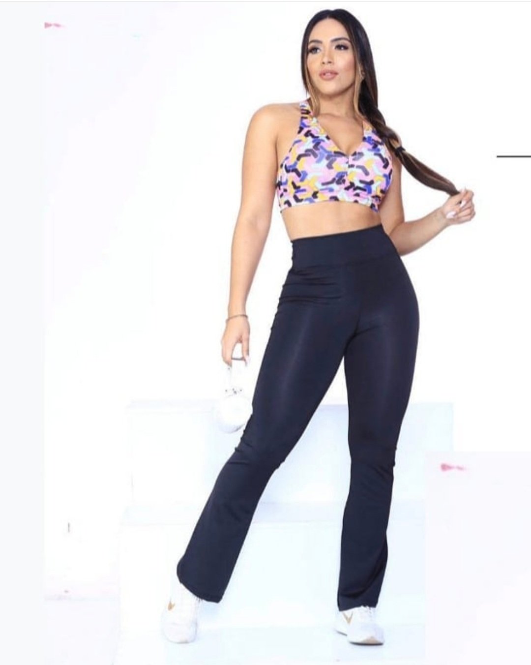 CALÇA LEGGING FITNESS FLARE BOCA LARGA Josefa Moda Fitness