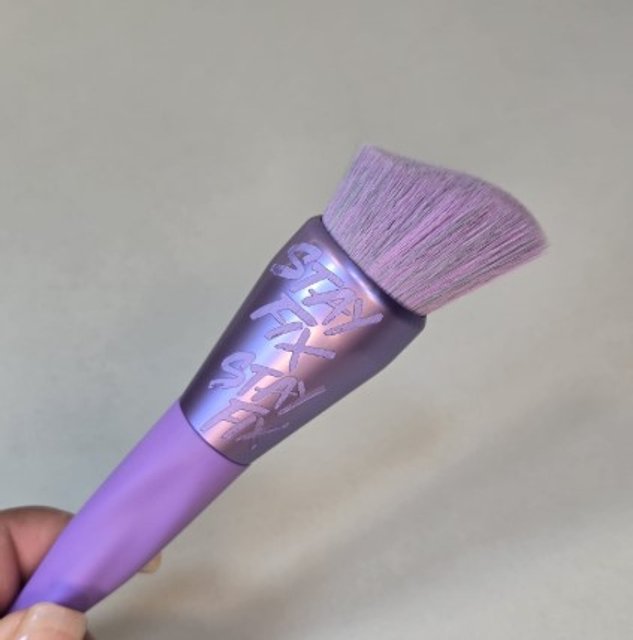 Pincel Kabuki para Base SF02 Stay Fix Ruby Rose | Loja de