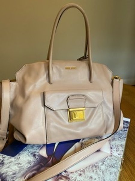 miu miu silver bolsa