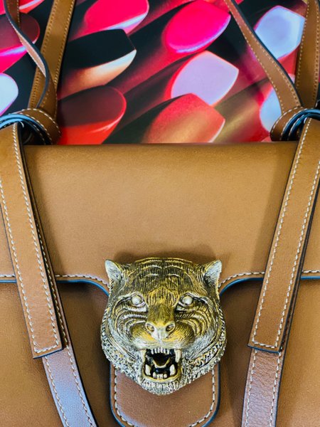 gucci bolsa tiger head