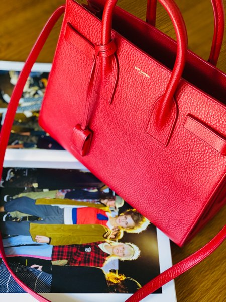 red ysl handbolsa