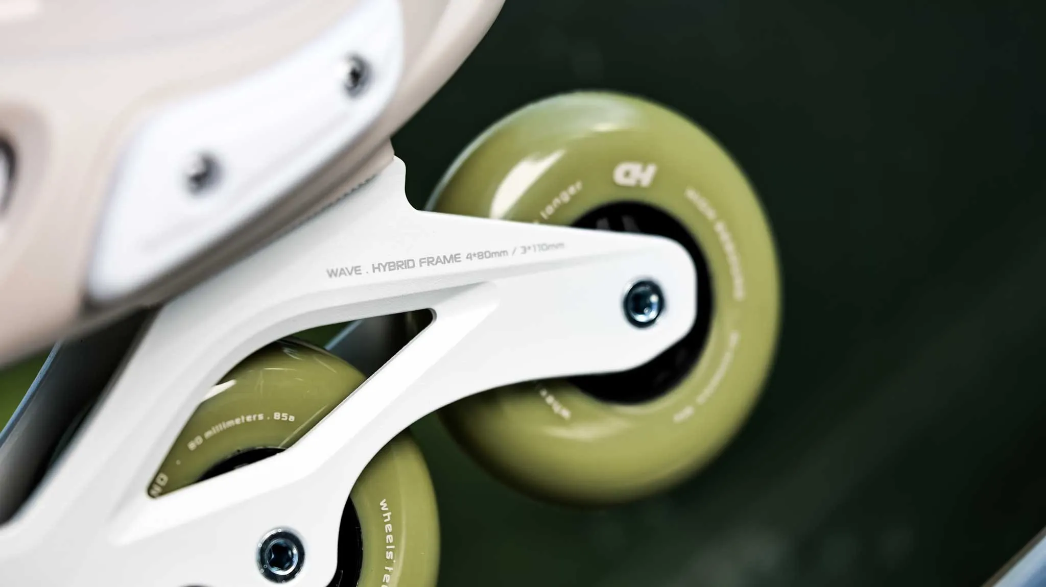 Patins Wave Neo Marfim com base híbrida