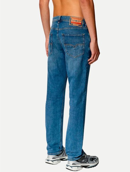 Calça Diesel Masculina Jeans Regular Larkee-Beex L32 1986 00SU1X