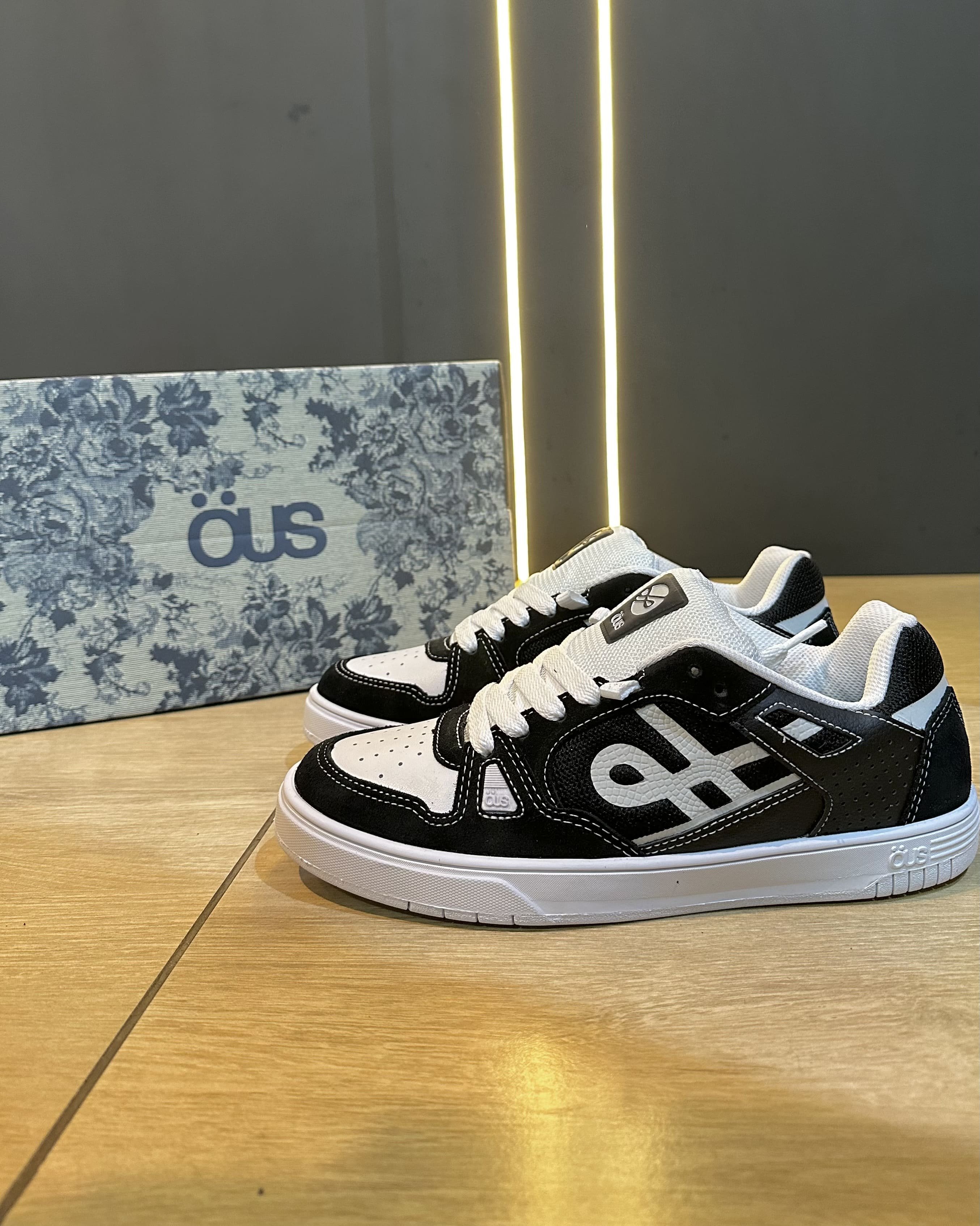 Tênis Öus 2K Prt Branco Refletivo | Stradi Skate Surf