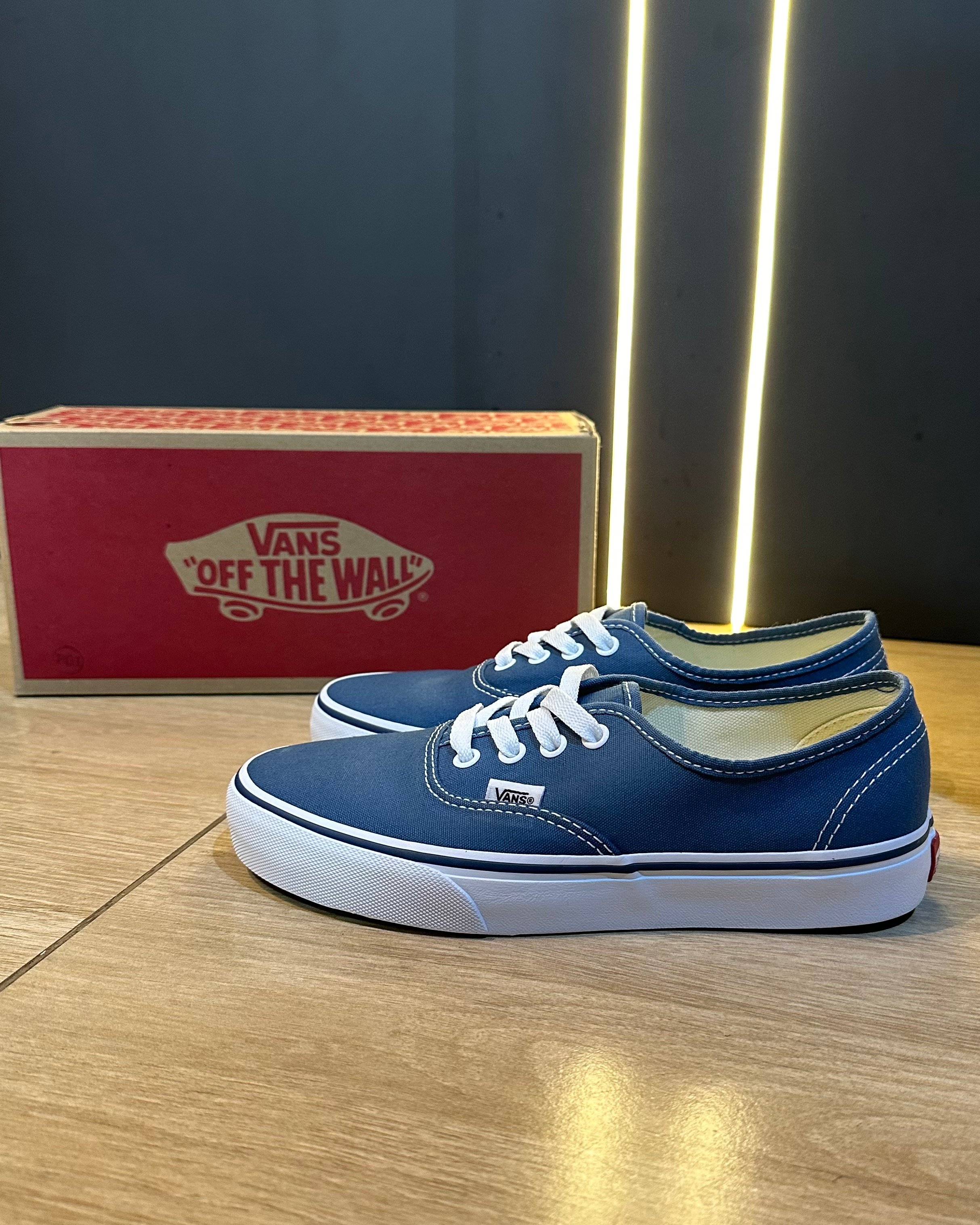 Tênis Vans Authentic Navy Stradi Skate Surf - Main Image
