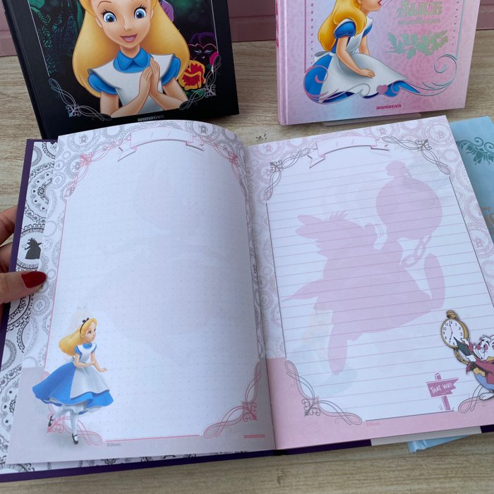 Caderno Brochura Alice no Pais das Maravilhas 160 fls - Animativa ...