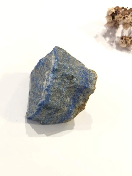 pedras-naturais-brutas-g-1505-variacao-1681-1-dfc792fbd71591c9533690b7a314ae4a