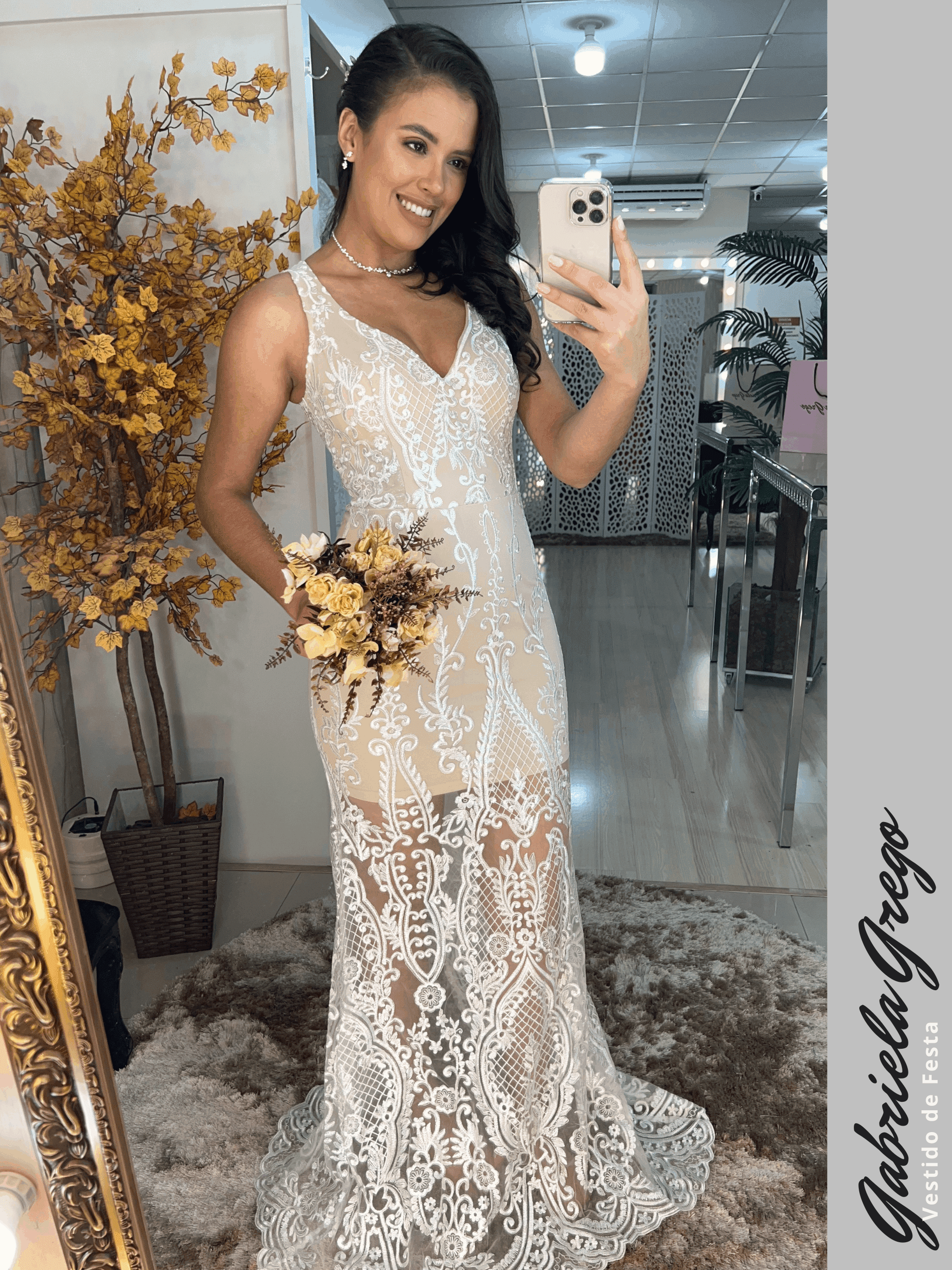 Vestido de Noiva Longo Sereia em Renda com Forro Nude e Costas