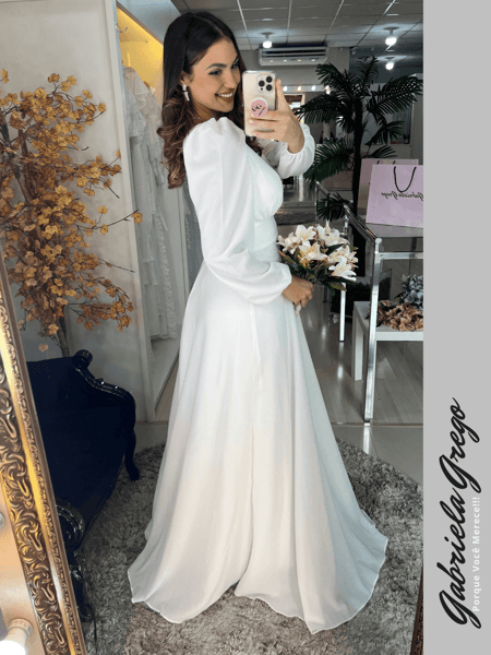 Vestido de Noiva Longo Branco com Manga Longa Bufante Indicado