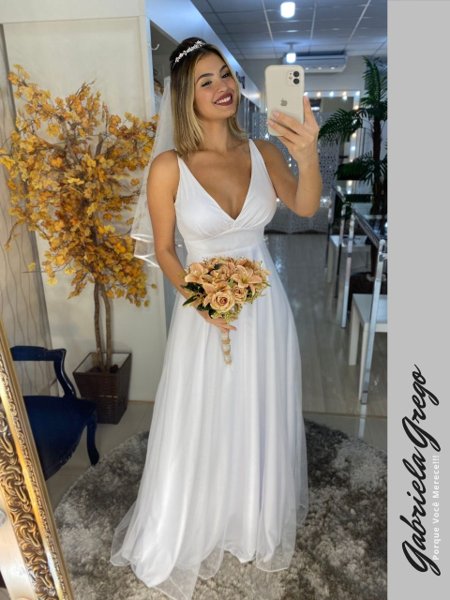 Vestido de Noiva Longo Evase com tule de brilho Indicado para