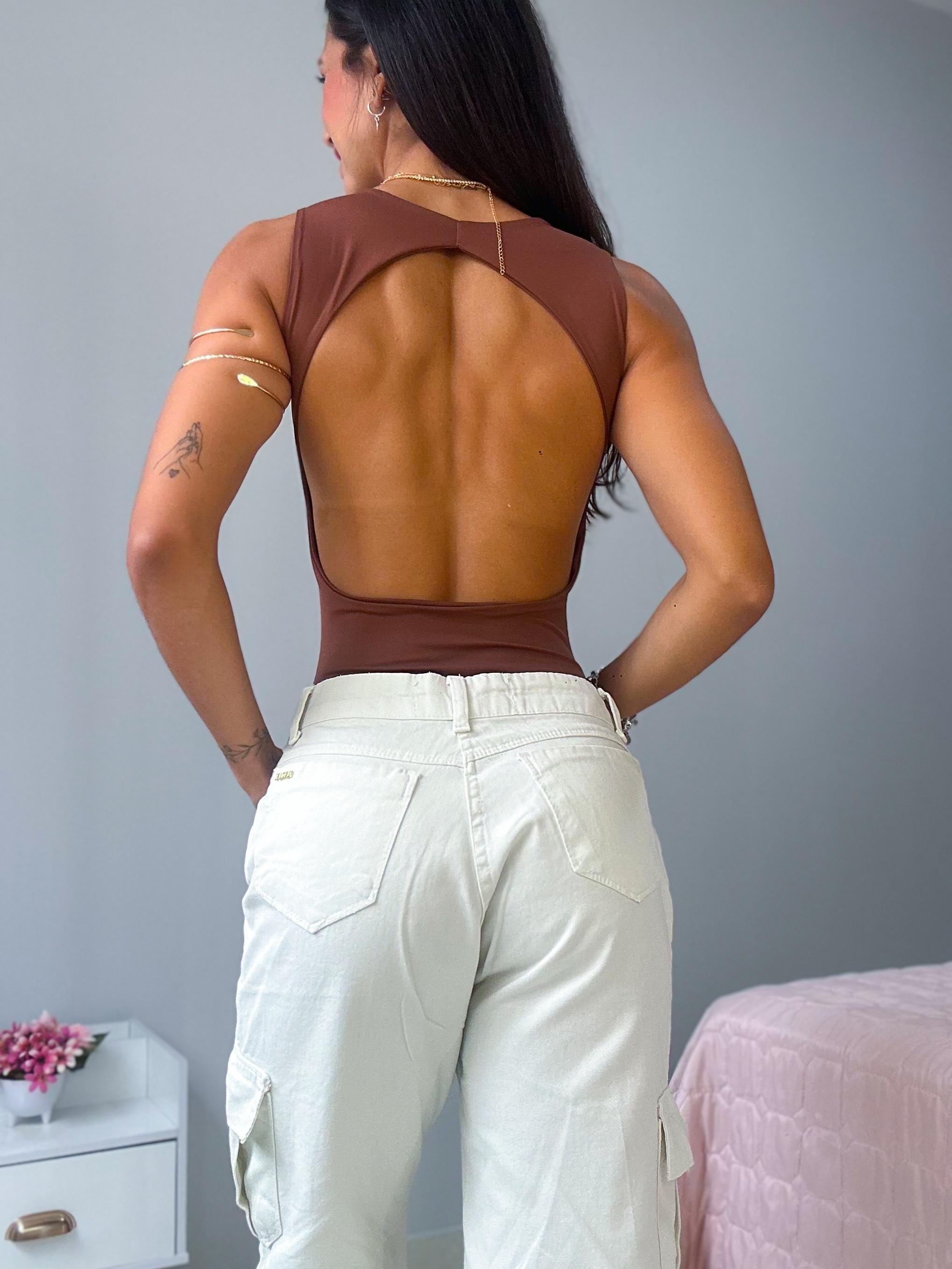 Body Cavado Costas Abertas