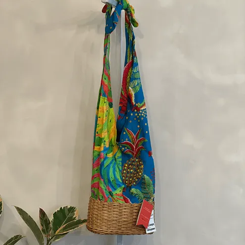 Bolsa Floral Cesto Farm + Nannacay