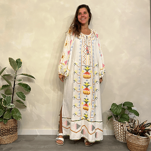 Vestido Bordado Farm