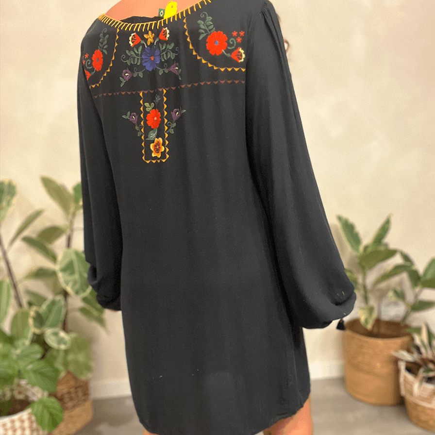 Vestido Floral Bordado Farm - imagem 2