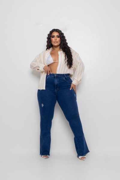 Calça Flare Jeans Boca de Sino Plus Size Barra Desfiada Christee