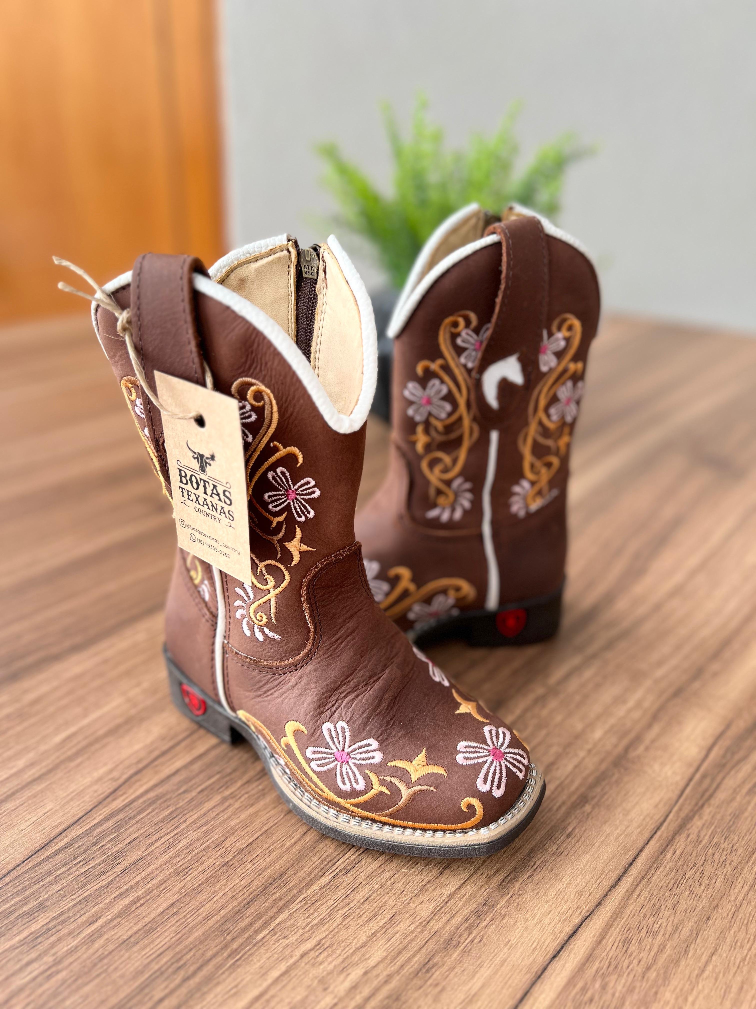 Texana Stela Infantil - Couro Horse Nescau/Bordado Flores Rosa