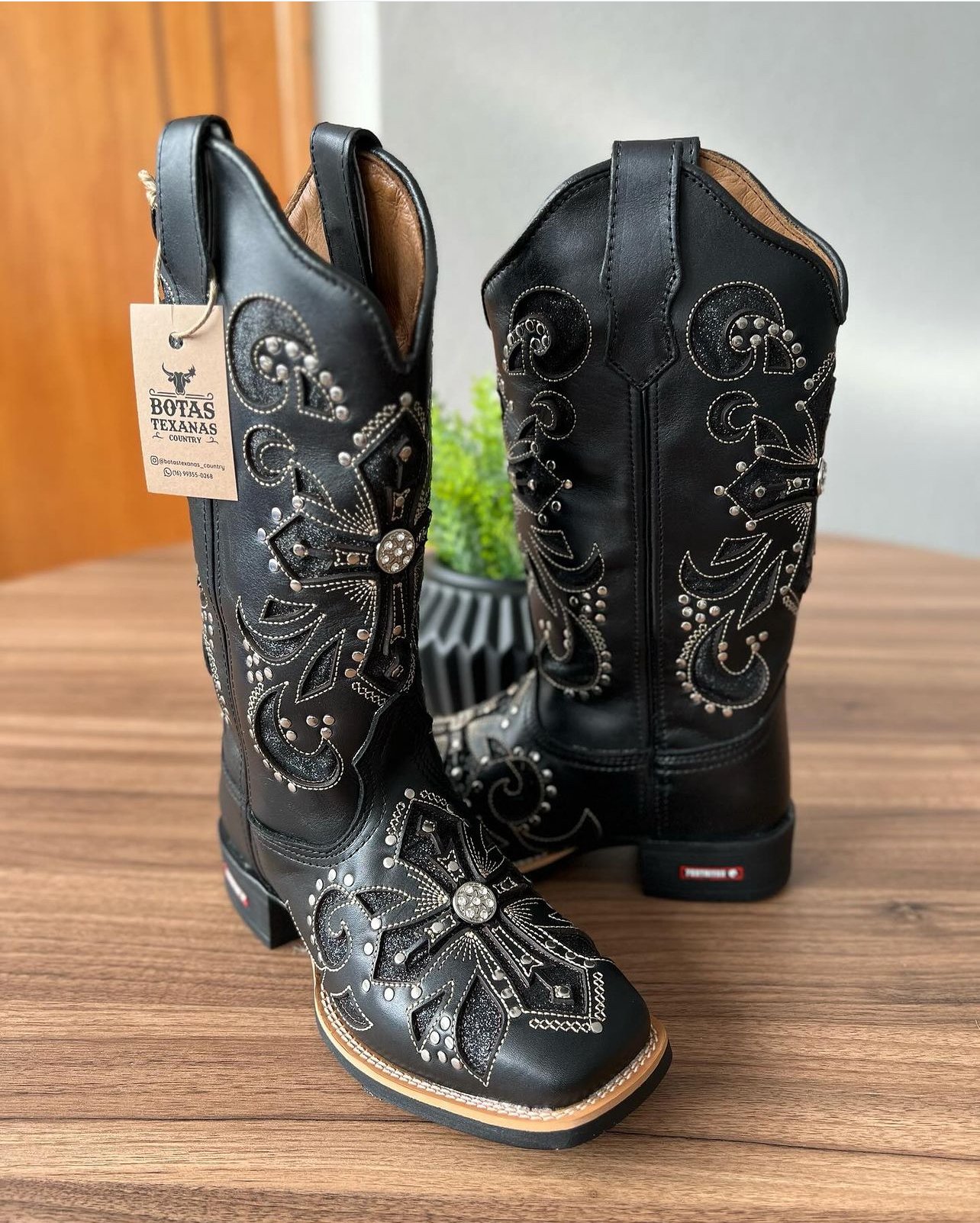 Texana Amora 2.0 - Couro Látego Preto/Laser Bordado Cruz Glitter Preto
