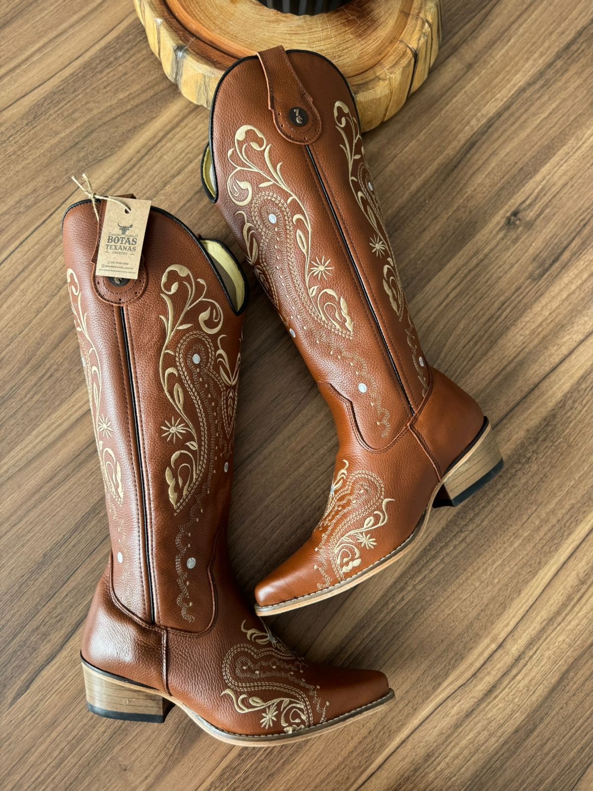 Texana Alice (Over) - Couro Mustangue/Bordado Tribal Bege 