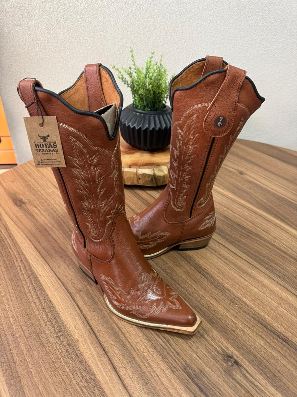 Texana West (Perfilado) - Couro Mustang/Bordado Ramos Bege 
