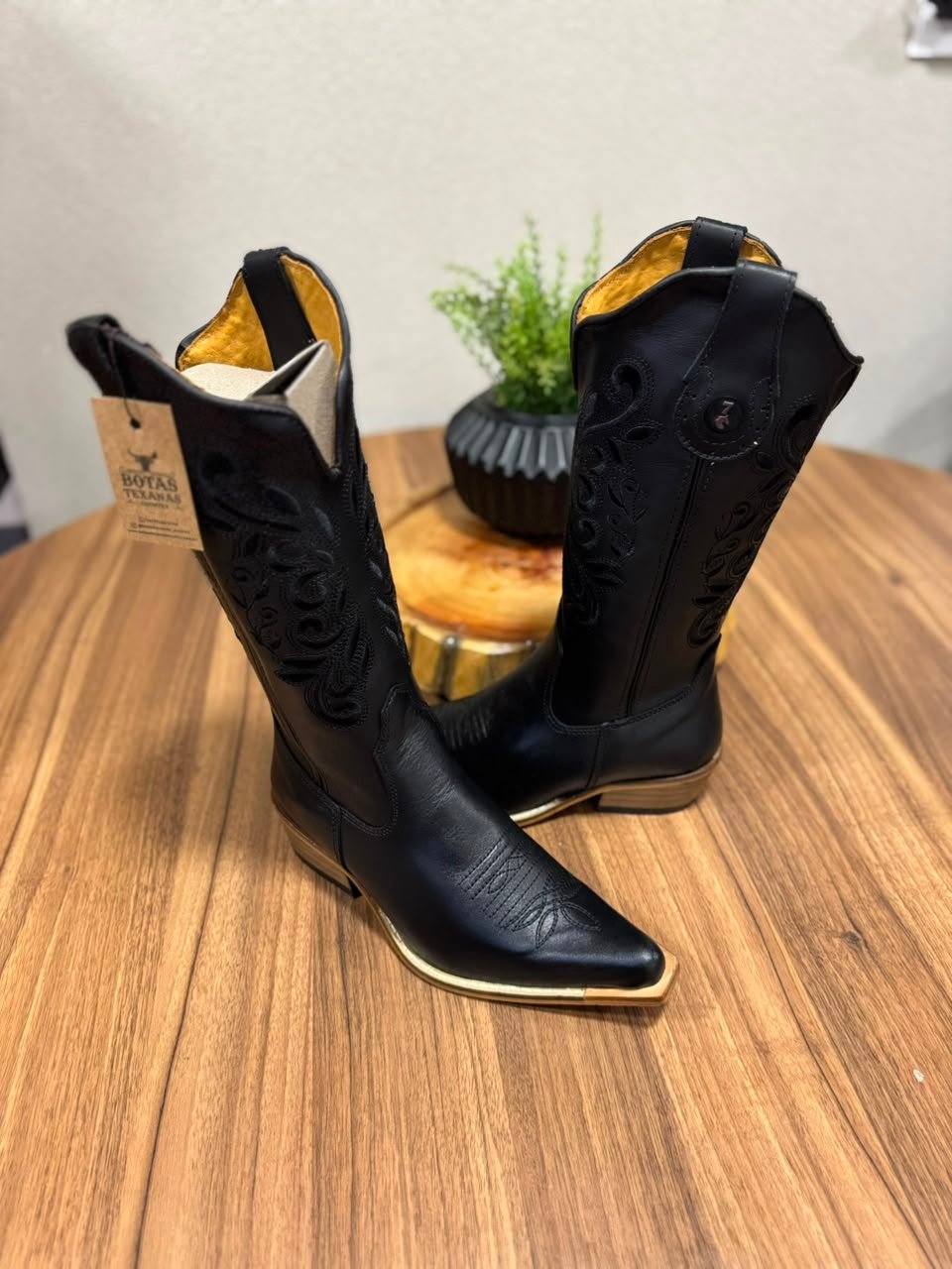 Texana Geovana (Perfilado) - Couro Latego Preto/Ramos Preto 