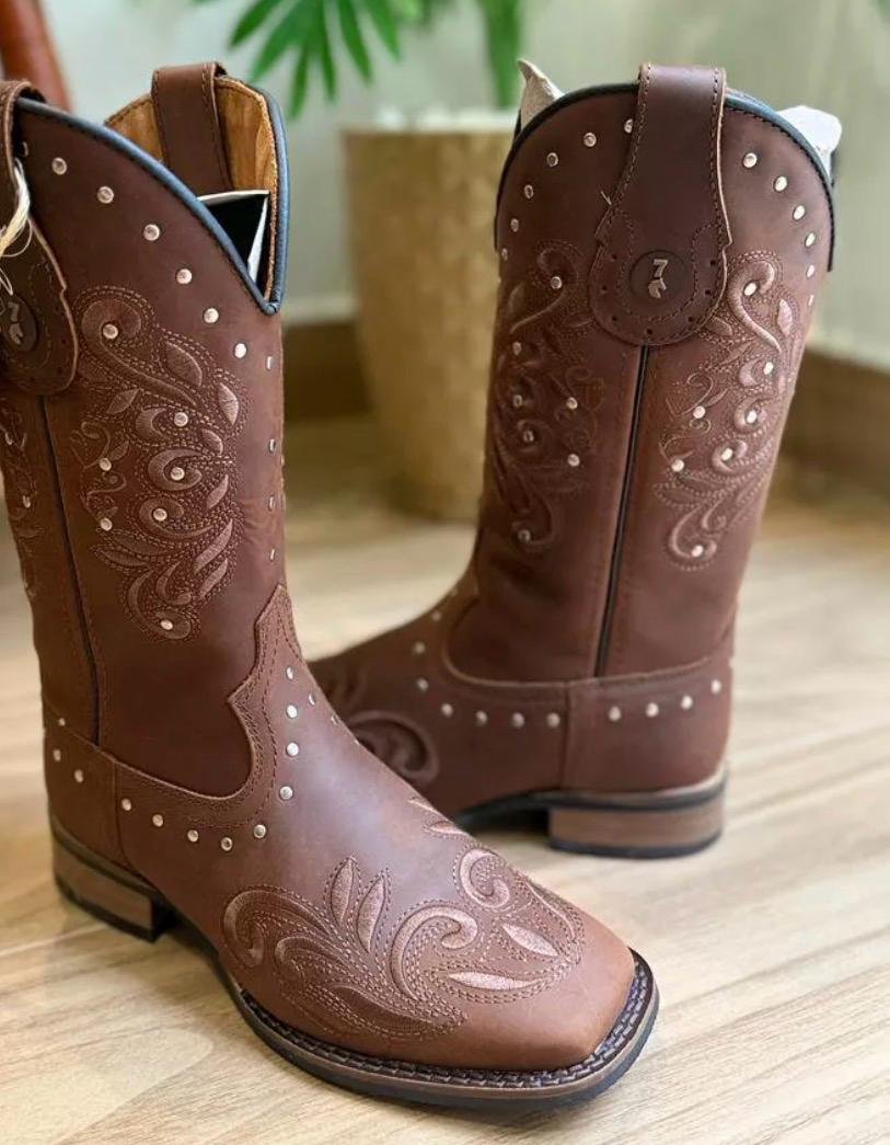 Texana Geovana - Couro Horse Nescau/Ramos Marrom c/ Metais