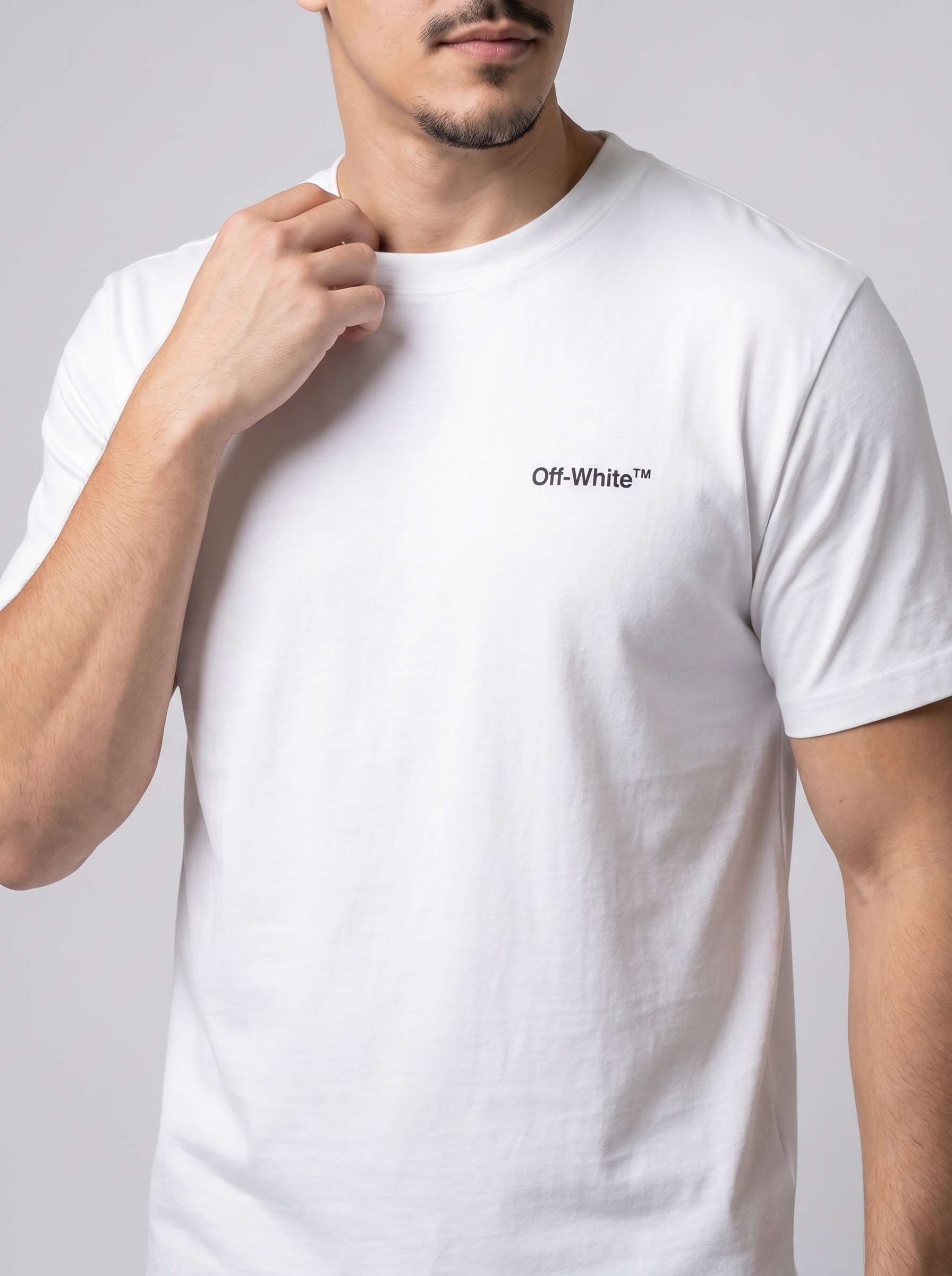 オフホワイト　off-white メンズ　Tシャツ Camiseta Off White TM | SP Grifes