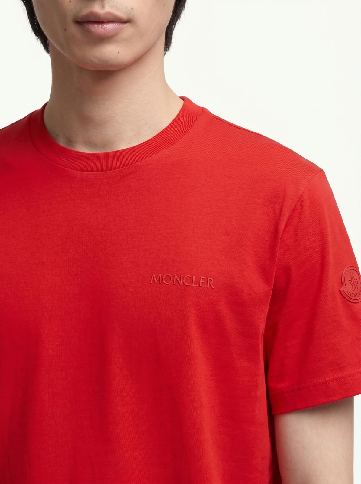 Camiseta Moncler monocromatica | SP Grifes