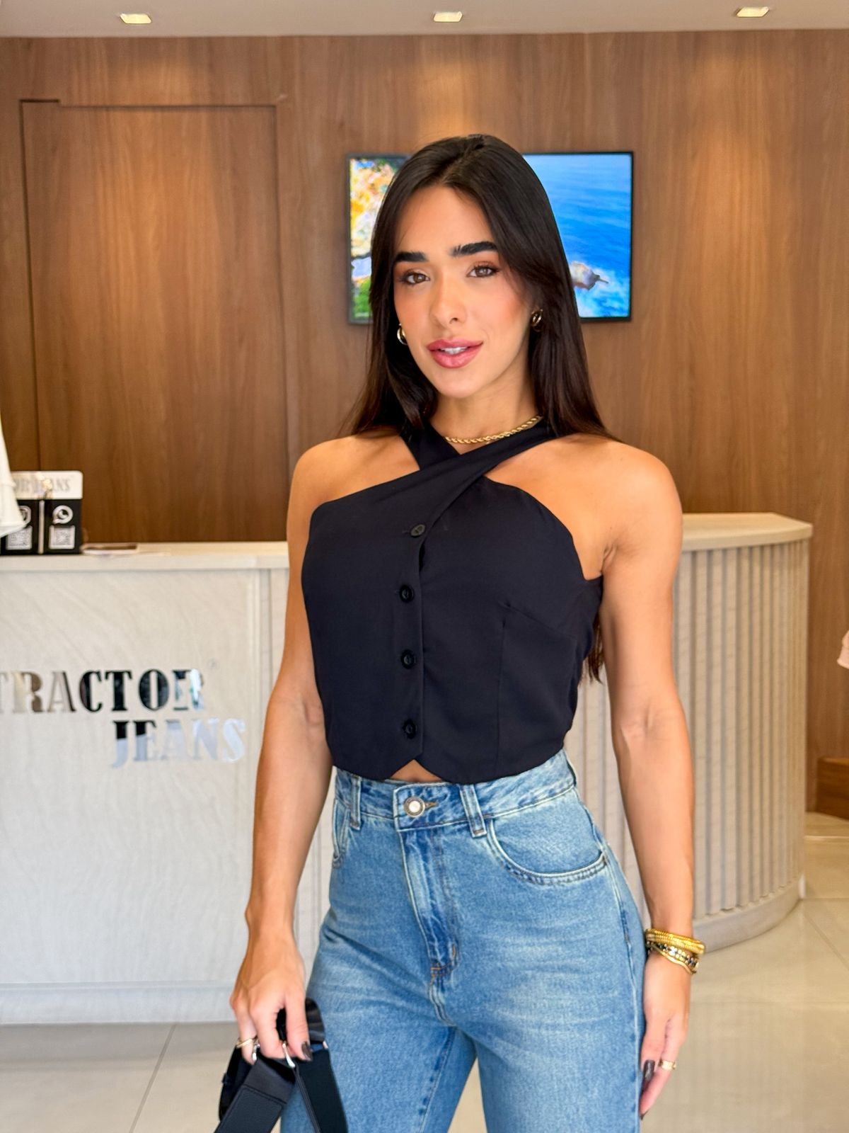 Cropped Viscose com Alças Cruzadas e Botões | P ao GG | Tractor Jeans