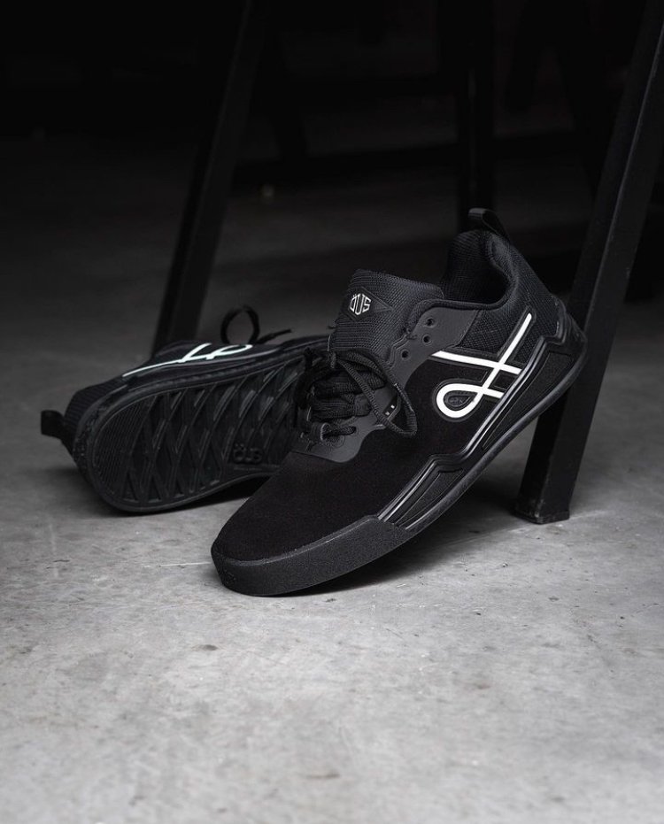 靴 OUAT BLACK SPACE FLATS img-0523.jpeg?v=1738703095&webp=0