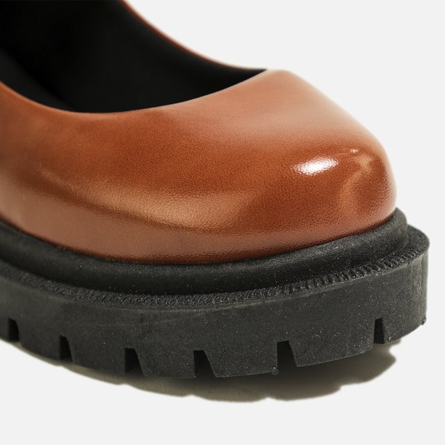 Mary Jane Pé Vermelho – Retrô com Solado Tratorado Pé Vermelho