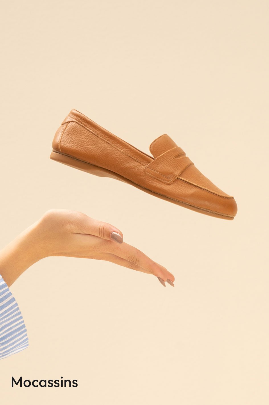 mocassins-desk-1