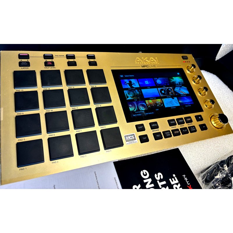 Akai Mpc Live Samplers Gold Centro Produção Musical Daw Dj | Open24h