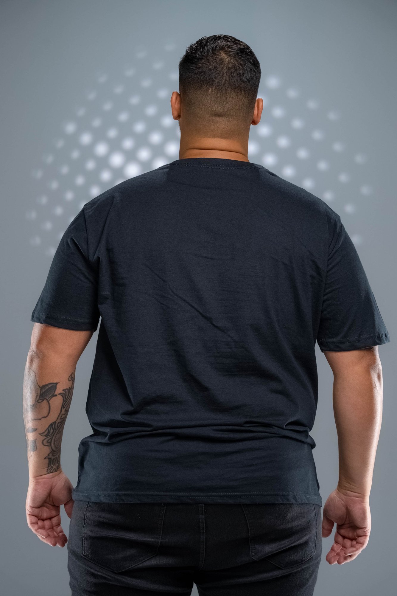 Camiseta 100% Algodão Penteado Plus Size Preta | Camisetas Mikonos