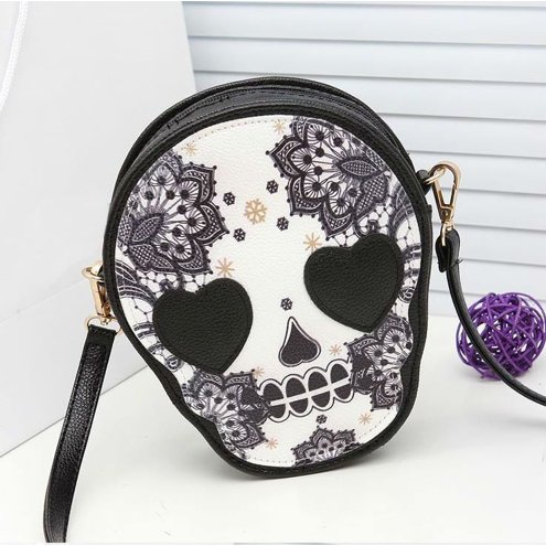 skull shaped bolsa