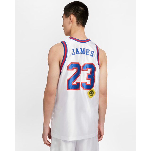 tune squad camiseta nike