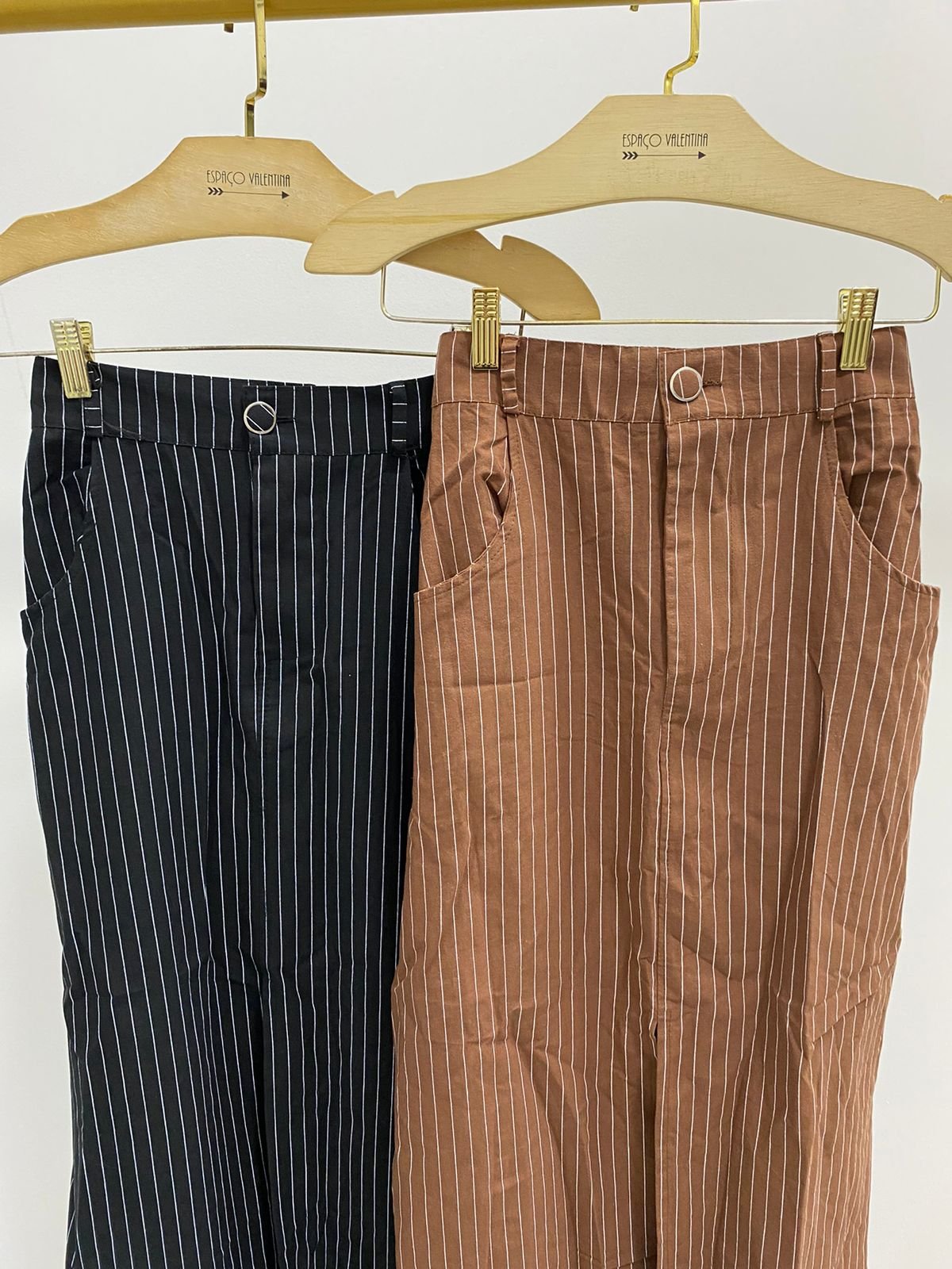 Saia midi Risca de Giz Espaço Valentina