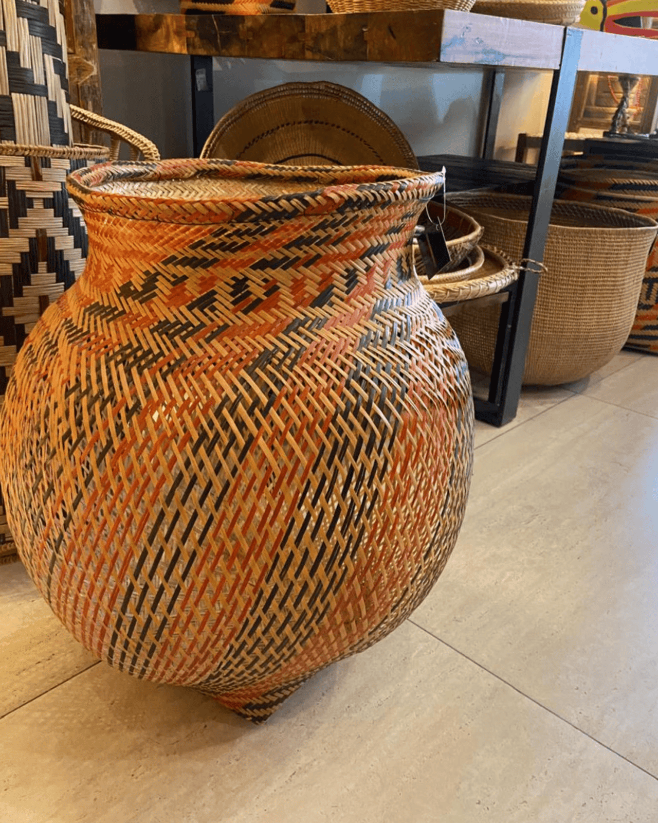 Cesto Jarro Baniwa em Arumã Artesanal Amazonas 67 cm | FUCHIC BRASIL