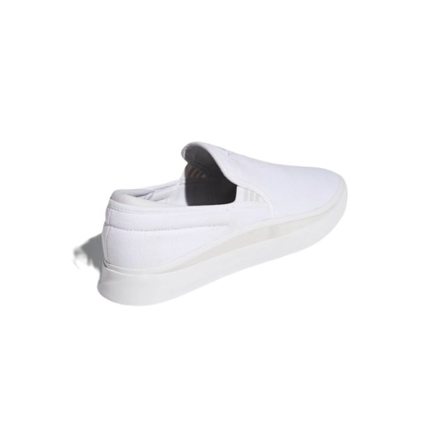 tenis sabalo slip on adidas