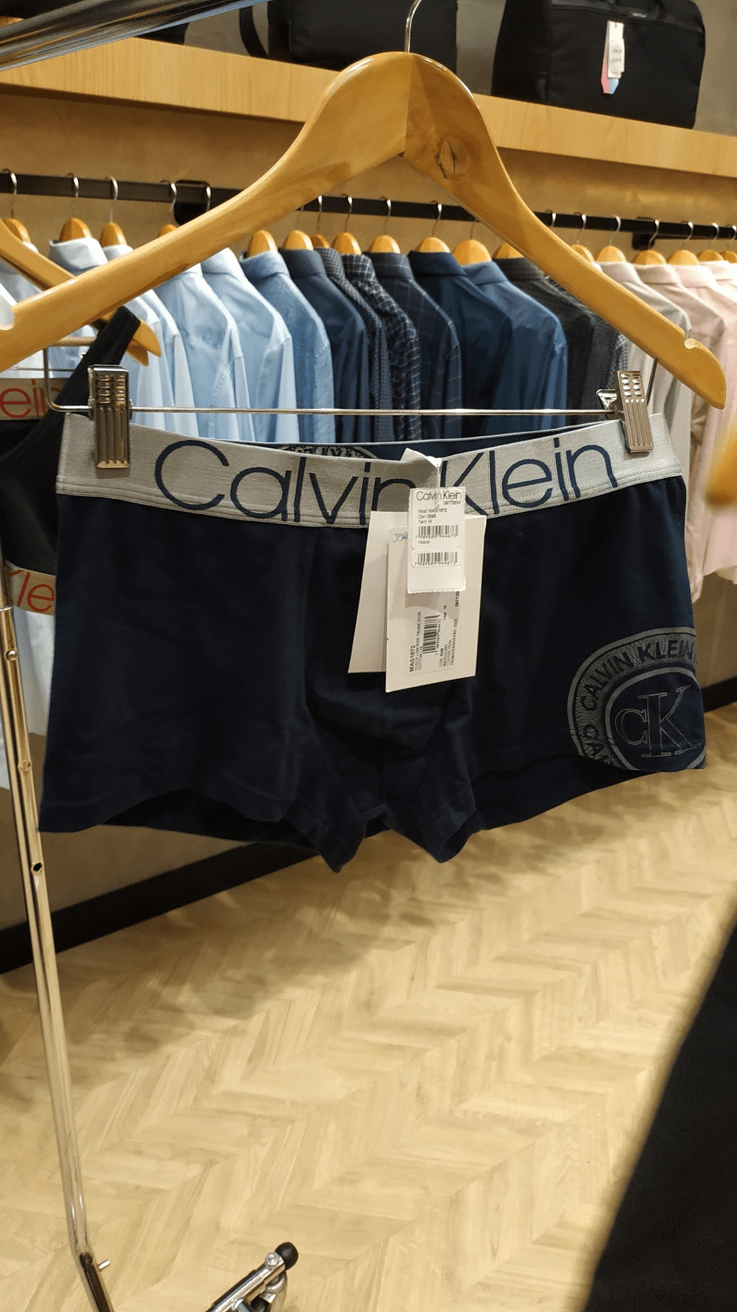 Top Calvin Klein Performance CK sem Costura Fitness com Bojo Azul-Marinho -  Compre Agora