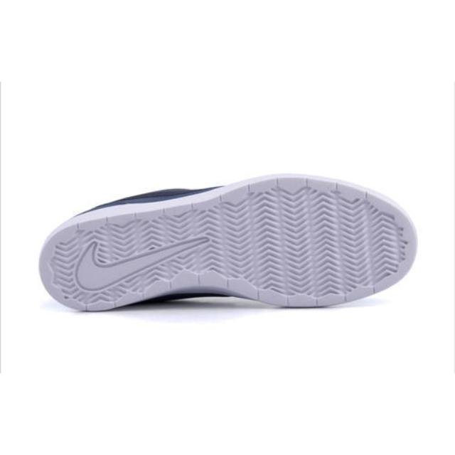 nike 880271
