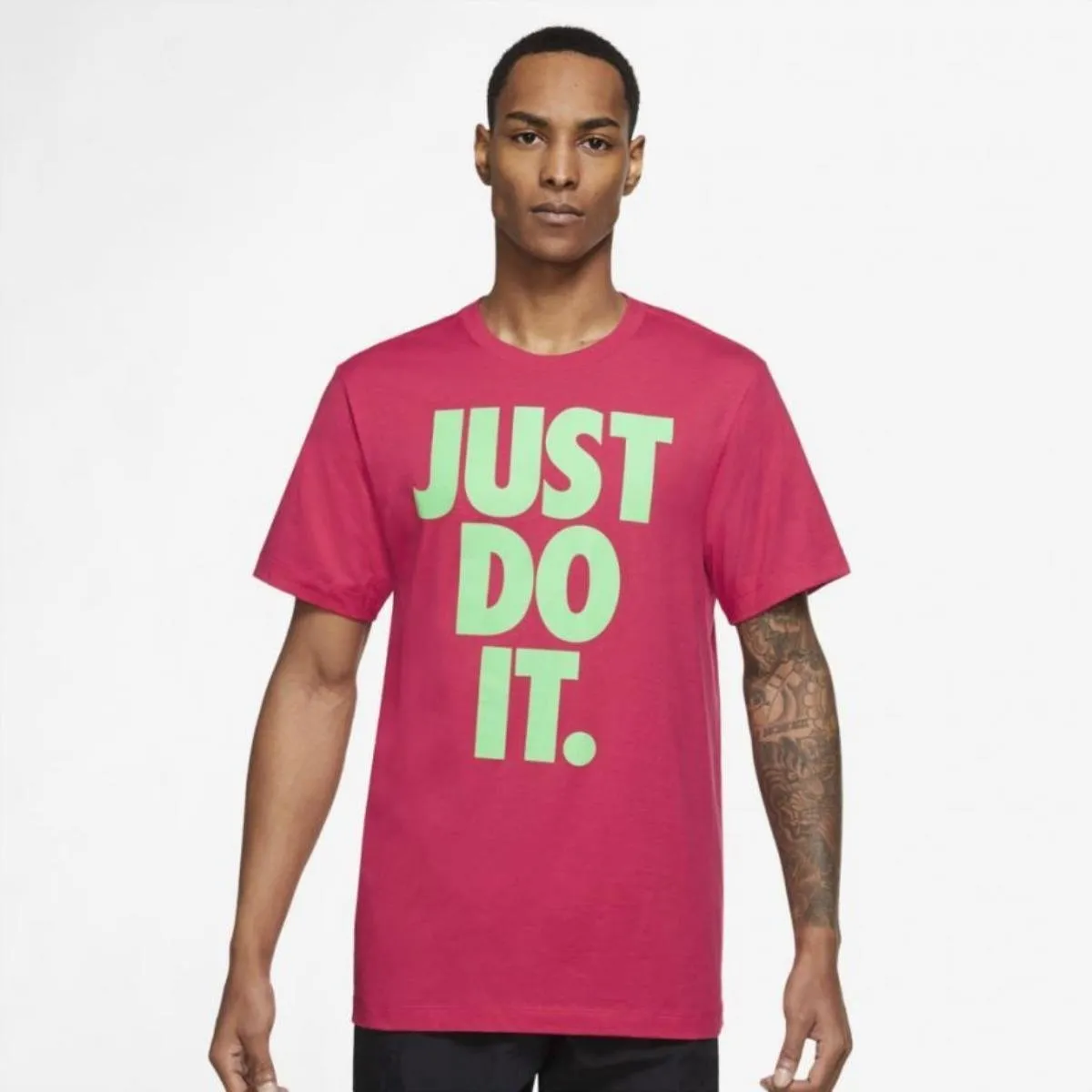 CAMISETA NIKE DC5090 SPORTSWEAR 